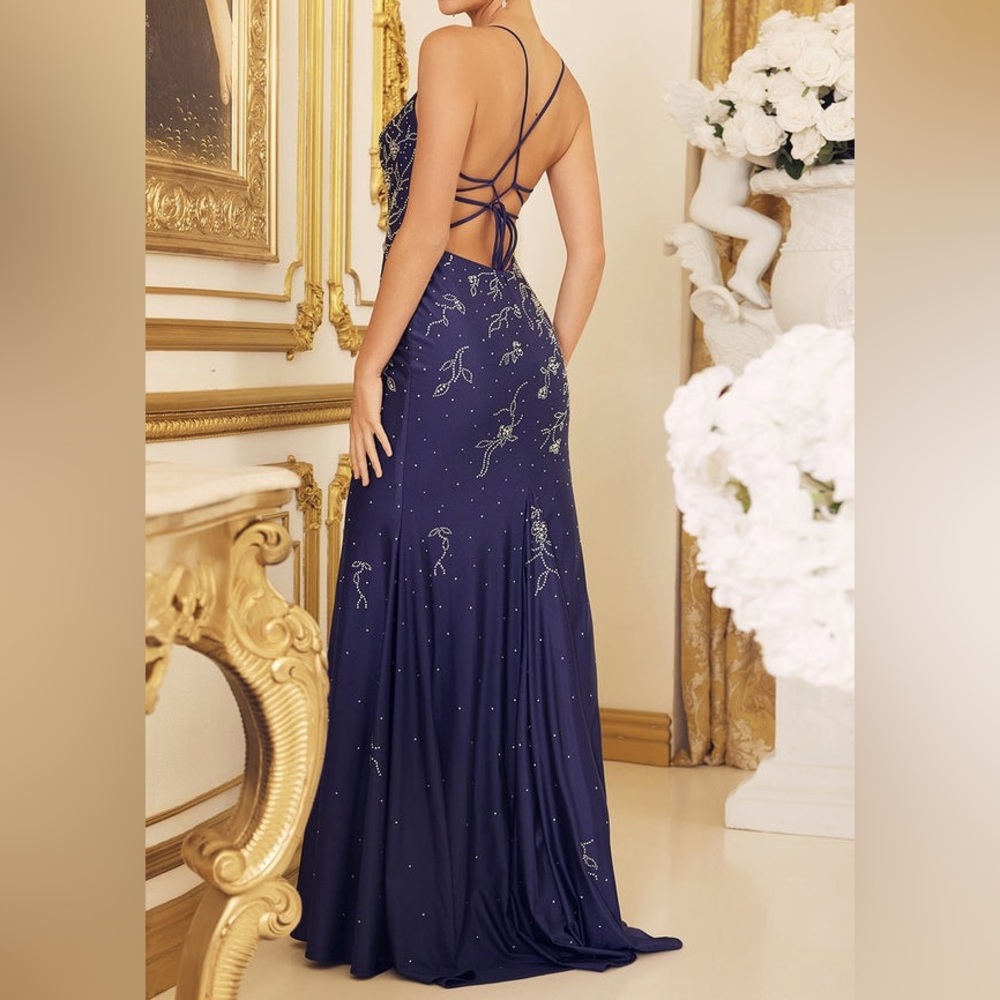 Brand new navy blue prom dress with sequins size 2/4 - Picture 5 of 5